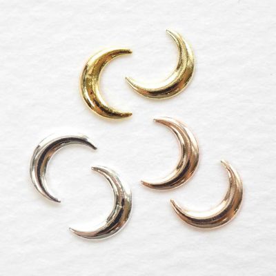 スタッズムーン 約5.0×7.0mm 約25個入り