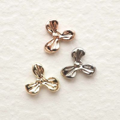 メタルパーツ フラワー 約4.5×4.5mm 4個入り | BLAZE【ブレイズ