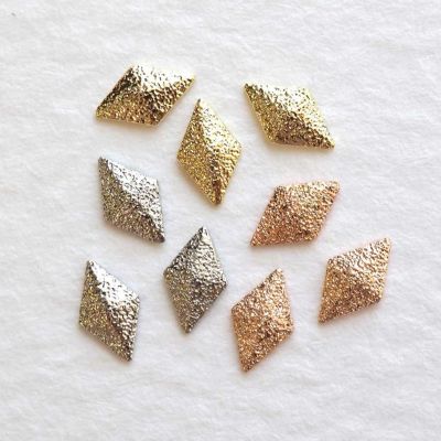 サンドスタッズダイヤ 約3.0×5.0mm 約25個入り