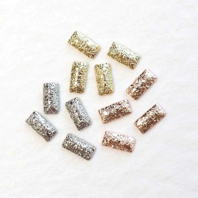 サンドスタッズレクタングル 約1.5×3.0mm 約25個入り