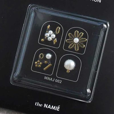 3Dビジューシール　フラワー　the NAMIE