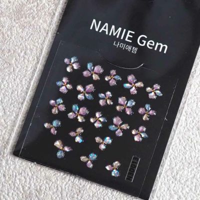 エンボスシール　フラワー　the NAMIE