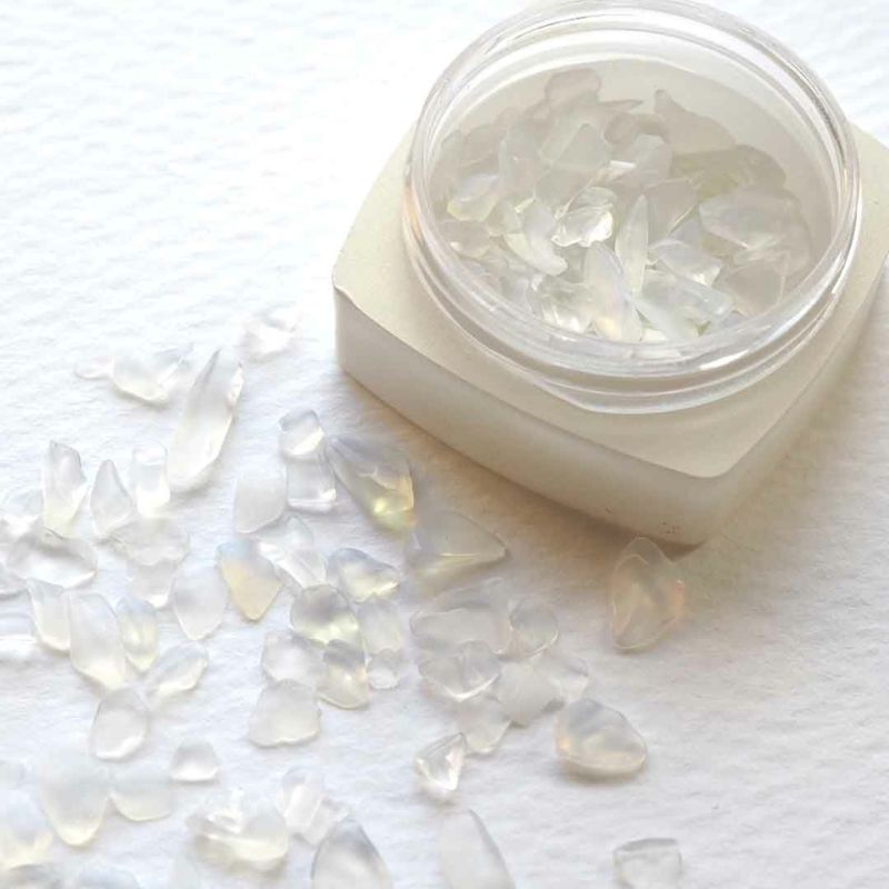 クリスタル ストーン 乳白色 約2g入り